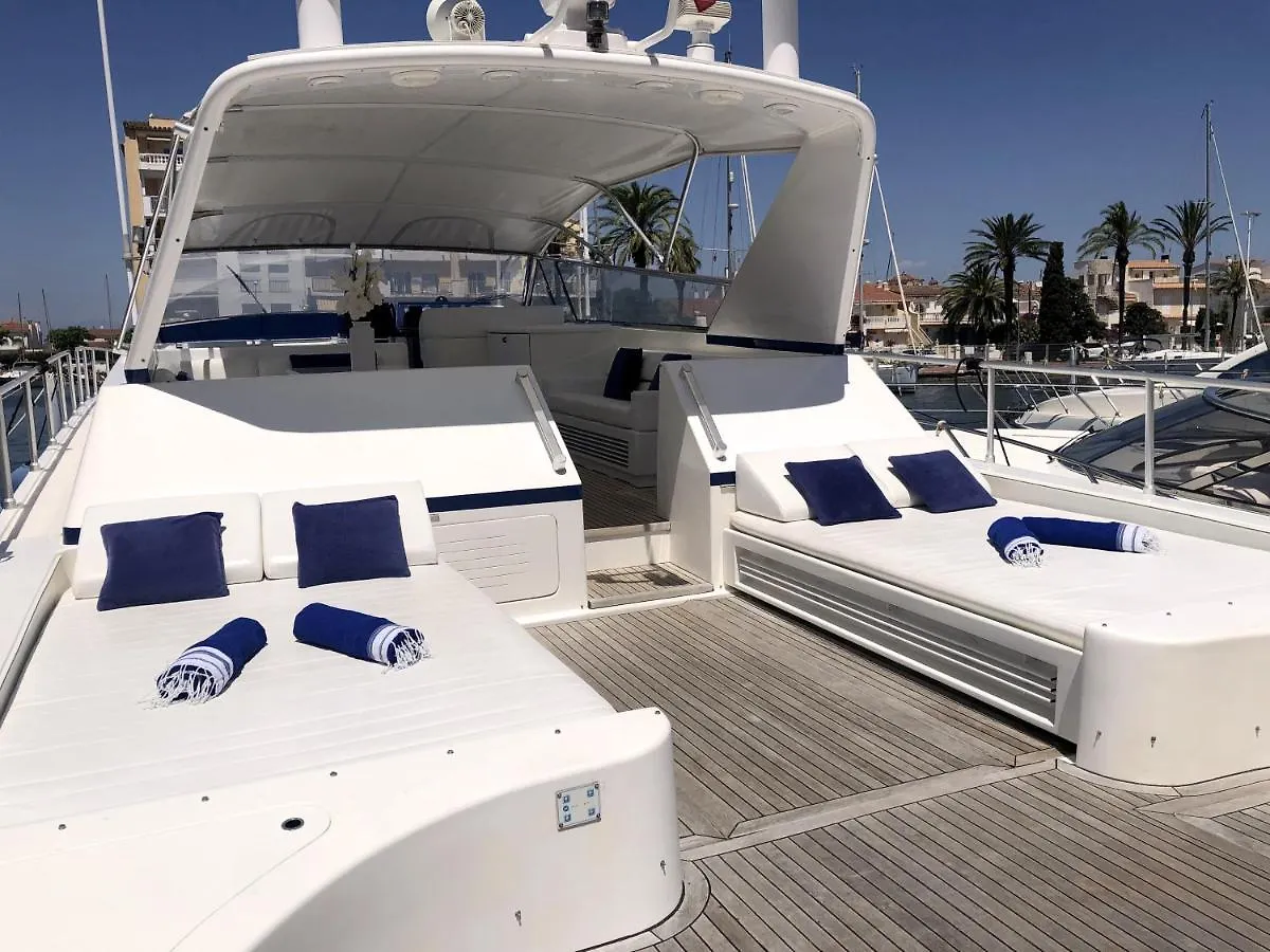 Home Sweet Boat - Chambres D'Hotes Empuriabrava Spain